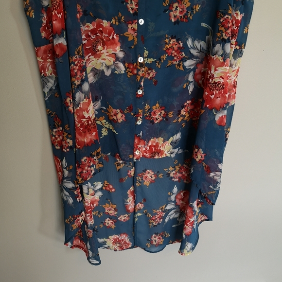 TORRID Chiffon Style Flowy Sleepless Tunic Shirt Hi Low button Up Floral… - Picture 6 of 13